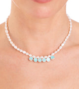 Calm pearl necklace with silver-plated plates