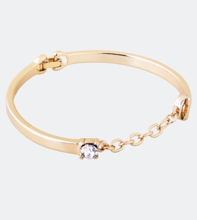 Bracelet with a golden chain